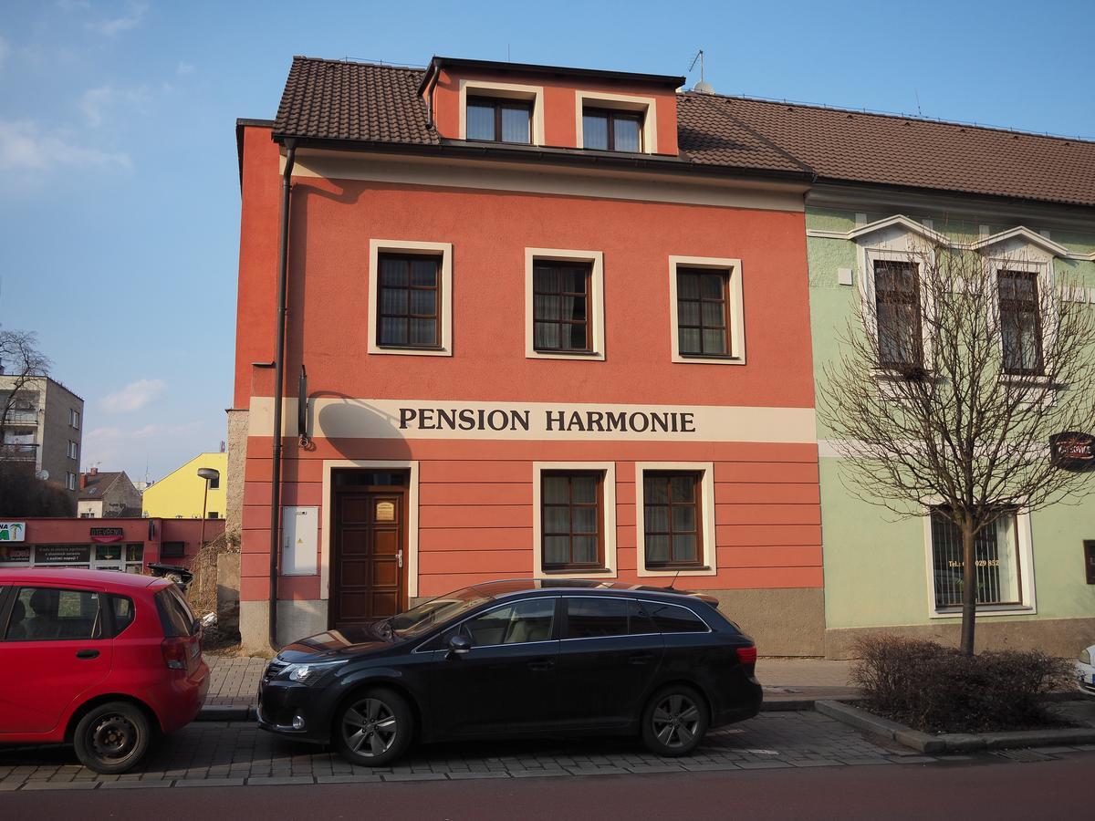 Pension Harmonie -Self Check-In Колин Экстерьер фото